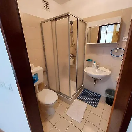 Izola Holiday Апартаменты