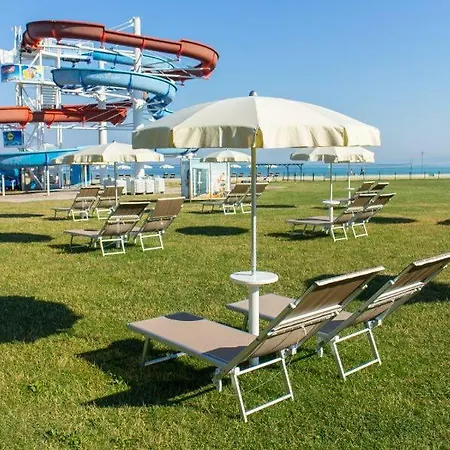 Апартаменты Izola Holiday