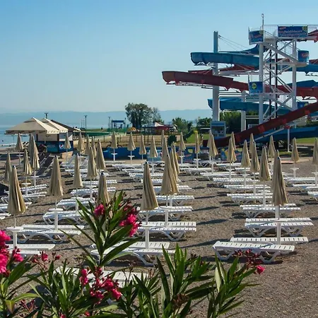 Izola Holiday Apartment *